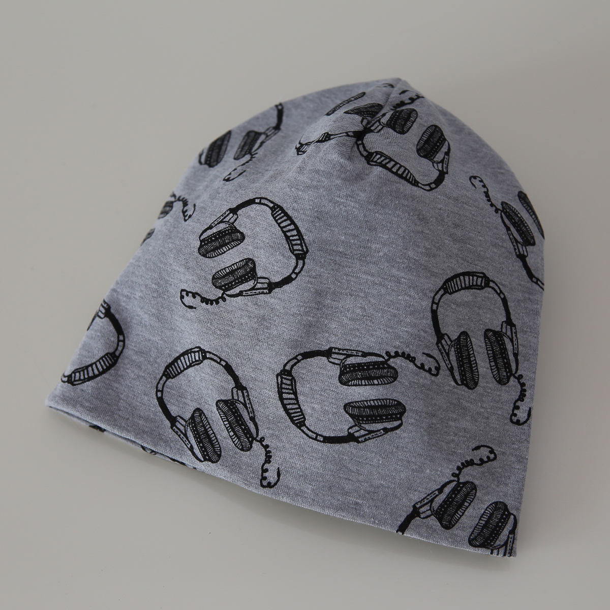 Kepurė, akcijos nuolaida - 70%