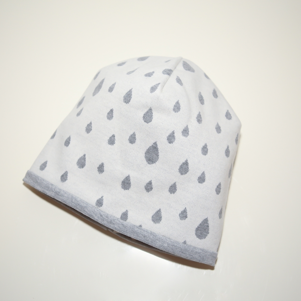 Kepurė, akcijos nuolaida - 50%